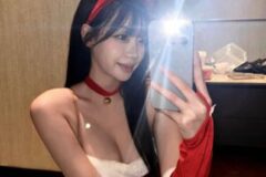 クリスマス直前、チアリーダーが魅せる「ウィンター・セクシー」