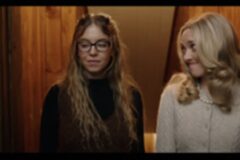 【衝撃】シドニー・スウィーニーとアマンダ・サイフリッド、映画『ハウスメイド』での心理戦が激化!