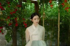 伝統×透明感、スミンが完成させた2026年式旧正月ルック