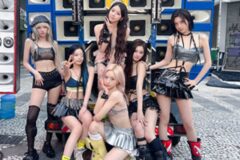 “Solta esse TIC TIC”が耳に残る…NMIXX新曲『TIC TIC (Feat. Pabllo Vittar)』MV公開、パフォーマンスと映像の融合に熱視線