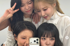 3年8か月ぶりに4人が再集結…MAMAMOO、ファサが見せた控室の“変わらぬ絆”が話題に